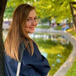 Meet your Posher, Charmian